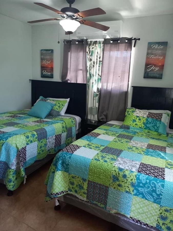 Hostal Jasmin Берлин Экстерьер фото